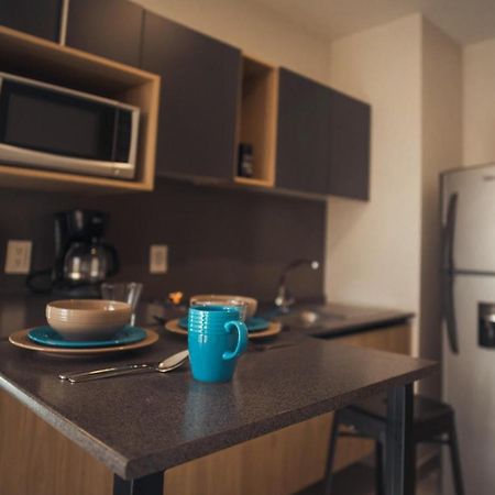 Livup Suites En Zona Iteso Zapopan Eksteriør bilde
