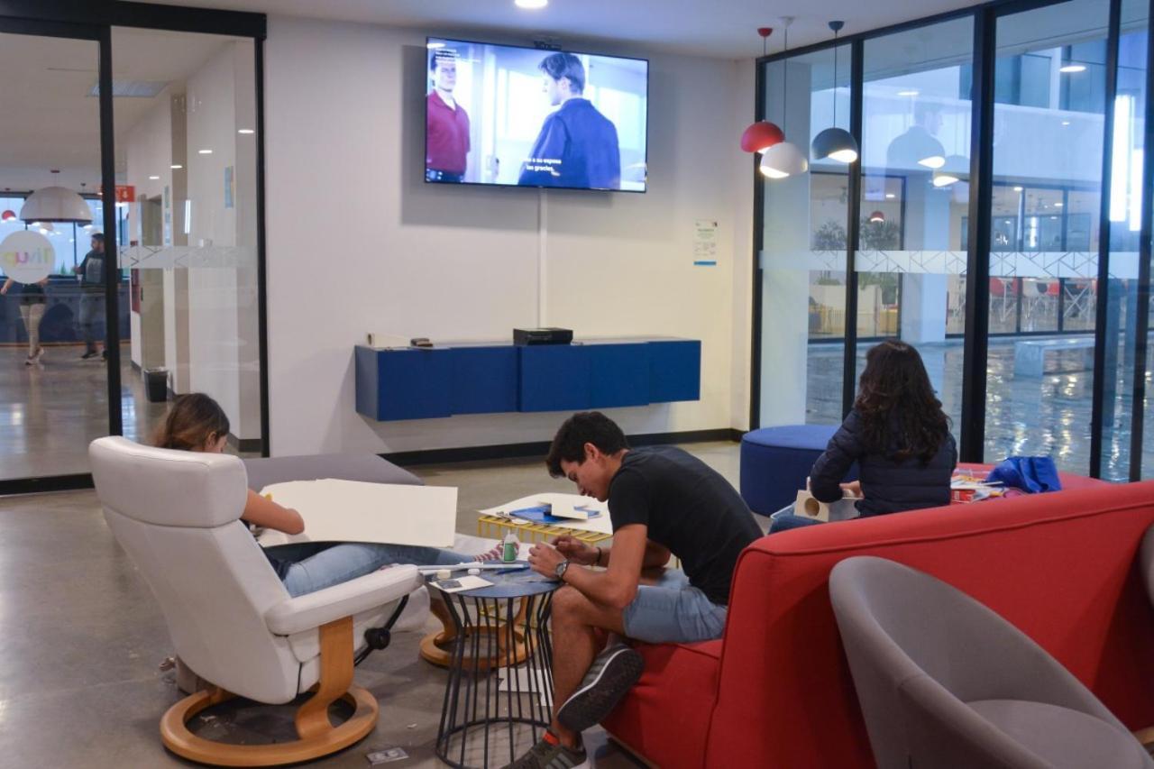 Livup Suites En Zona Iteso Zapopan Eksteriør bilde